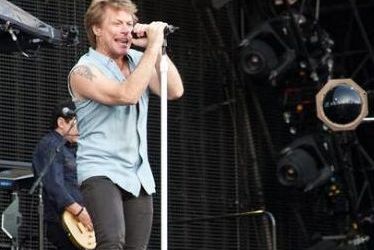 Bon Jovi la Bucuresti: Explozie de Sunet si Imagine