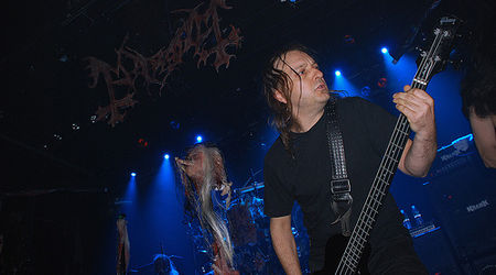 Bob Larson confirma exorcismul basistului Mayhem