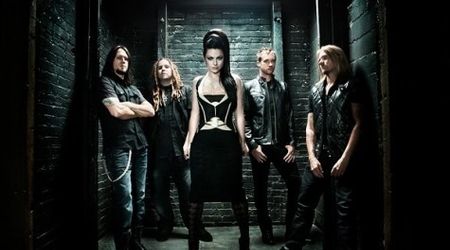 Evanescence s-au intors pe scena dupa o pauza de doi ani (video)