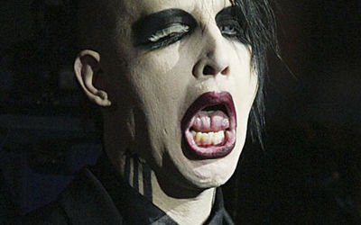 Marilyn Manson este speriat de sange