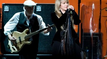 Fleetwood Mac revin in 2012