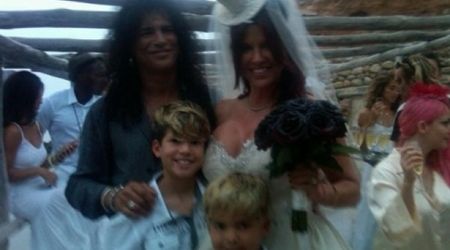 Slash a reinnoit juramintele de nunta cu sotia sa