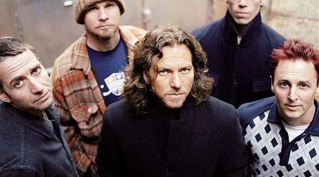 Asculta o noua piesa Pearl Jam