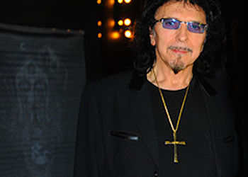 Tony Iommi a fost intervievat in cadrul expozitiei lui Costin Chioreanu la New York (video)