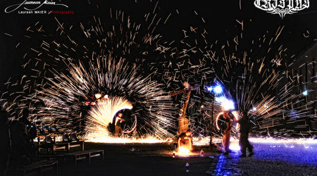 Crispus: The Art of Fire sustin un spectacol in Parcul Izvor