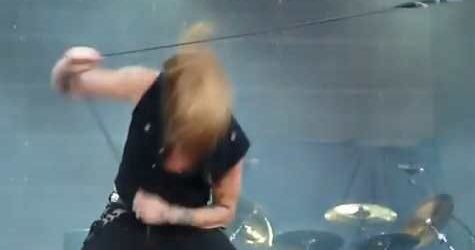 Sebastian Bach si-a pierdut microfonul la festivalul Gods Of Metal (video)