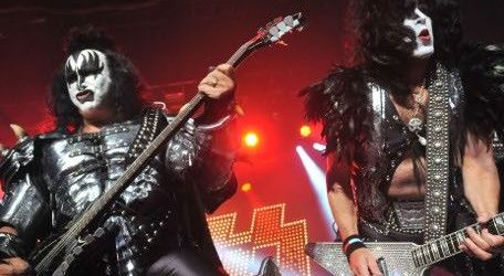 Kiss au angajat un veteran de razboi in turneul american