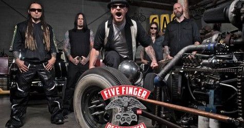 Five Finger Death Punch intra in studio in ianuarie