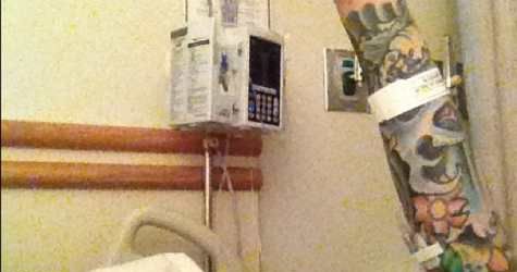 Solistul Suicide Silence a fost spitalizat