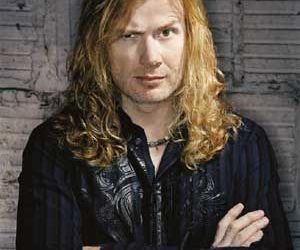 La multi ani, Dave Mustaine!