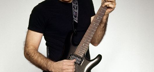 Joe Satriani lanseaza un nou album