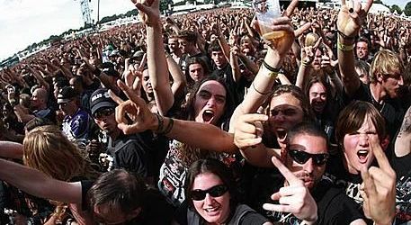 Americanii au concluzionat: Fanii metal sunt singuri si tristi