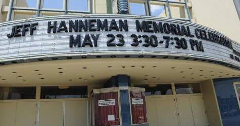Artisti si fani au adus un ultim omagiu lui Jeff Hannemann (video)