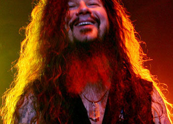 Dimbebag Darrell a fost la un pas de a deveni chitarist in Megadeth