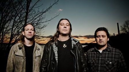 High On Fire - Slave The Hive (piesa noua)