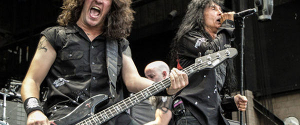 Supergrup cu membri Anthrax, Megadeth si A Perfect Circle