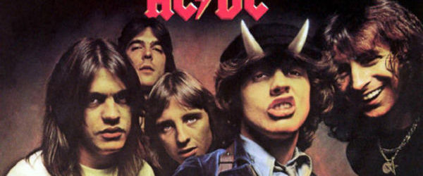 AC/DC au ajuns pe al patrulea loc in UK Christmas Chart