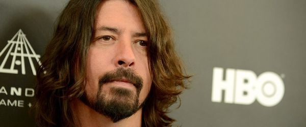Viata si moarte in familia solistului Foo Fighters