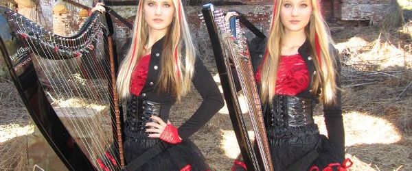 The Unforgiven in varianta Harp Twins -video