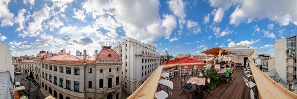 S-a deschis primul rooftop bar din centrul vechi al Bucurestiului
