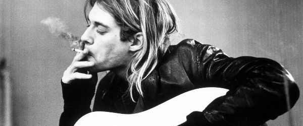 Frances Cobain este pe cale sa piarda in divort chitara lui Kurt Cobain