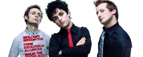 Green Day au lansat piesa 'Revolution Radio'