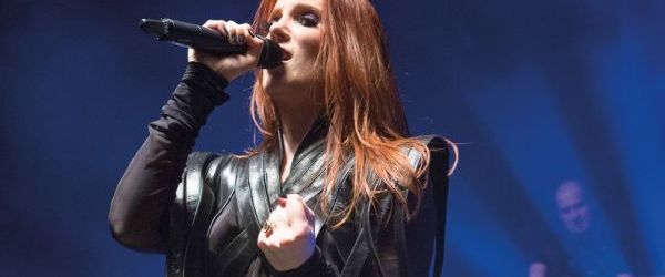 Epica au lansat un clip live pentru piesa 'Dancing In A Hurricane'
