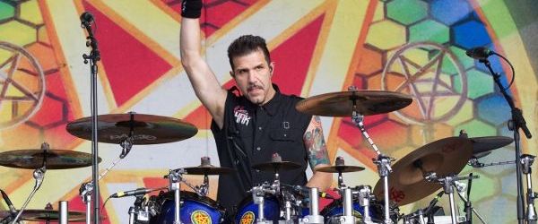 Charlie Benante de la Anthrax a facut un cover pentru 'Revelations' de la Iron Maiden