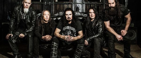 Dream Theater au lansat un clip live din 2017 pentru 'Pull Me Under'