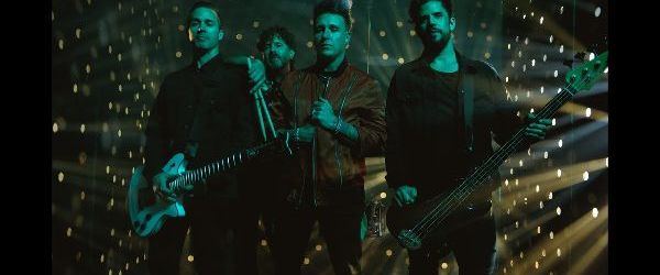 Papa Roach au lansat videoclipul pentru 'Stand Up'