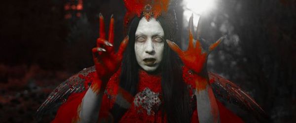 Cradle Of Filth au lansat un  nou single insotit de clip, 'How Many Tears To Nurture A Rose?'