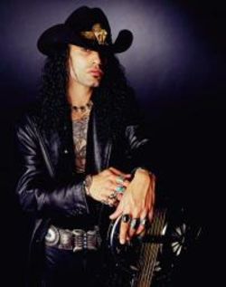 Eric Sardinas la Becker Brau
