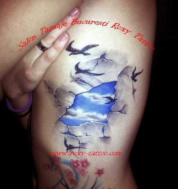 Poze Galerie foto Roxytattoobucuresti - tatuaje coaste salon tatuaje bucuresti roxy tattoo