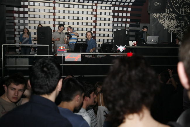 Poze Pro FM Dance @ Studio Martin - Pro FM Dance in Studio Martin