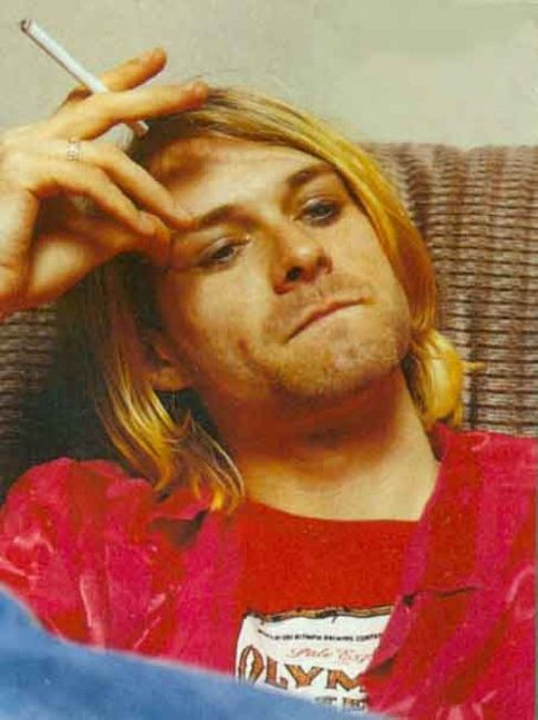 Poze Poze Kurt Cobain - Kurt pensif