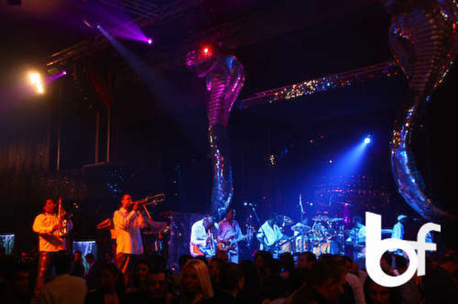 Poze Poze Kool & The Gang Bamboo Club, Octombrie 2009 - Poze Kool & The Gang, Club Bamboo Bucuresti, Octombrie 2009