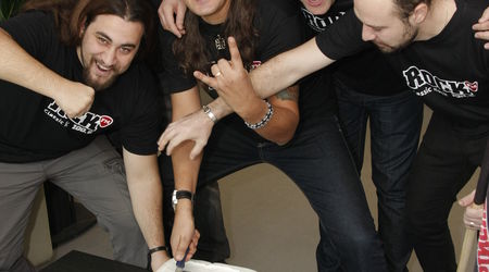 Echipa radioului Rock Fm, in aceasta seara la Cronica Carcotasilor !